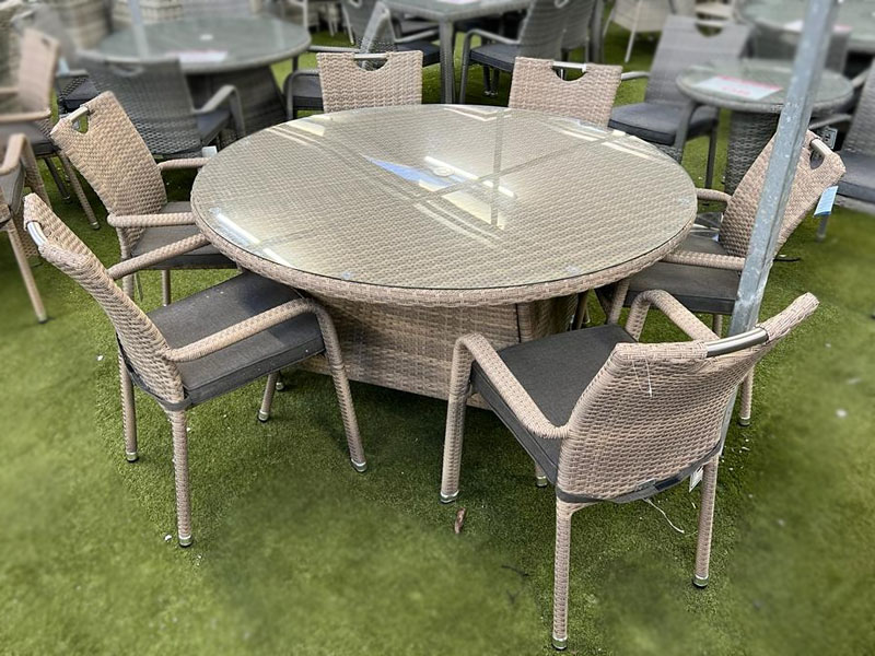 Outdoor dining sets for 6 round table deals