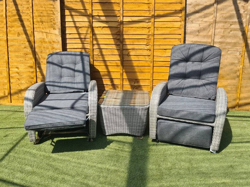 Rocking and reclining top rattan bistro set