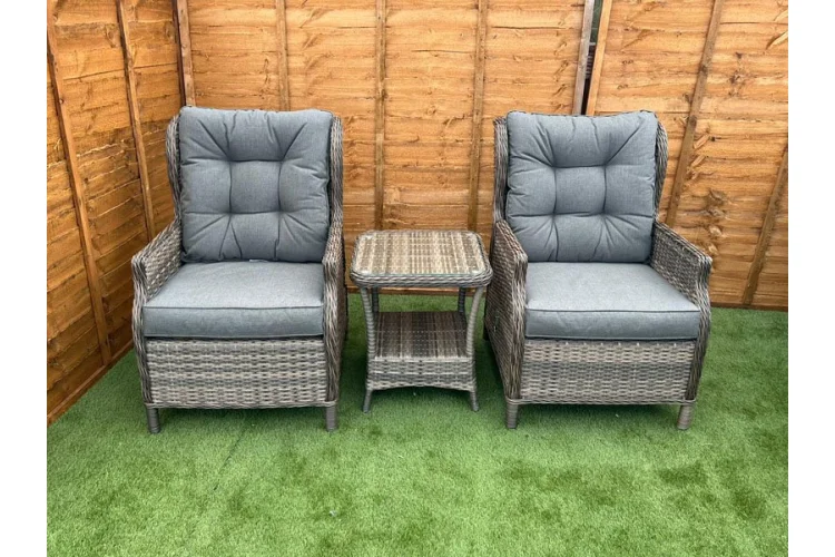 Sapcote Deluxe Reclining Set in Brown Rattan