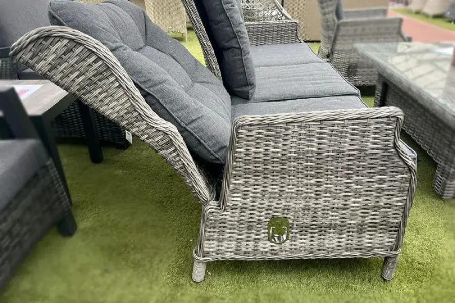 #AskGFUK for Sapcote Deluxe Reclining Lounge Set + Height Adjustable Table in Natural Rattan 