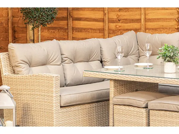 Comfortable, Thick Cushions for Long Periods of Relaxing