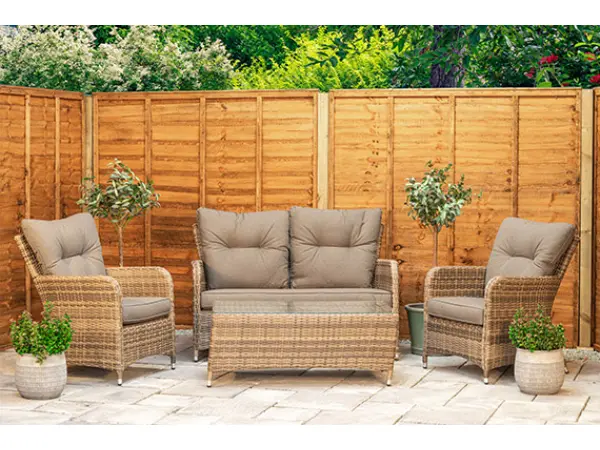 A Cosy Fit for Small Spaces