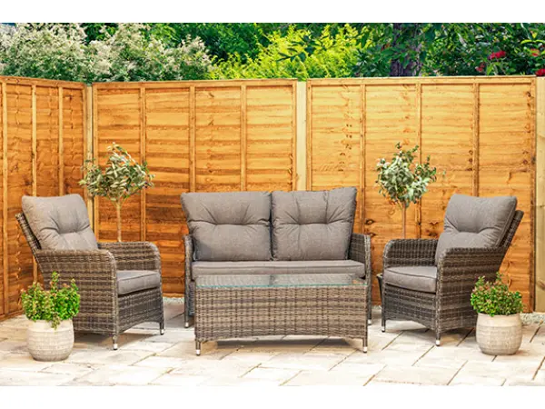 A Cosy Fit for Small Spaces